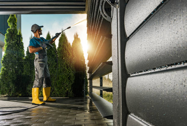 Why Choose Our Certified Pressure Washing Experts for Your Project Needs in Manorhaven, NY?