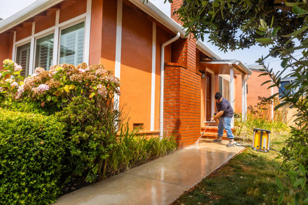 Best Roof Pressure Washing  in Manorhaven, NY